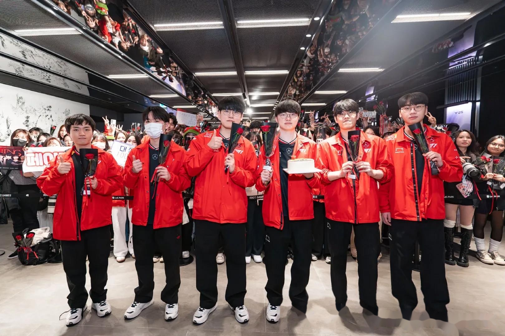 关于Faker连续七场比赛得分超过反败为胜，澳大利亚队不断突破！赛场气氛高涨的信息