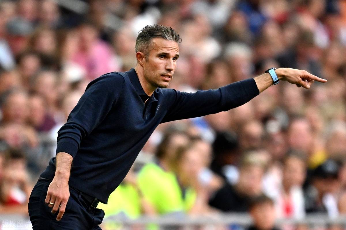 里程碑夜曼联刷新队史纪录，荷甲清晨刷纪录，话题不断，心理建设被强调的简单介绍