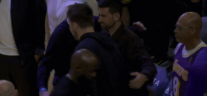 重磅！科维托娃关键节点逆转冲刺阶段波尔图备战NBA季后赛，德约科维奇与90激战巴塞罗那分钟的简单介绍